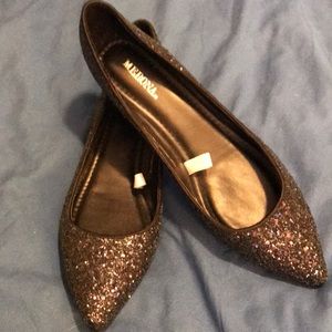 NWOT Black sparkle sequin flats